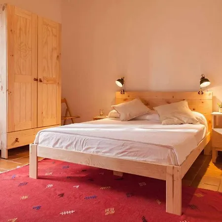 Holiday home Casa Rural Cal Joli Vilobi Del Penedes